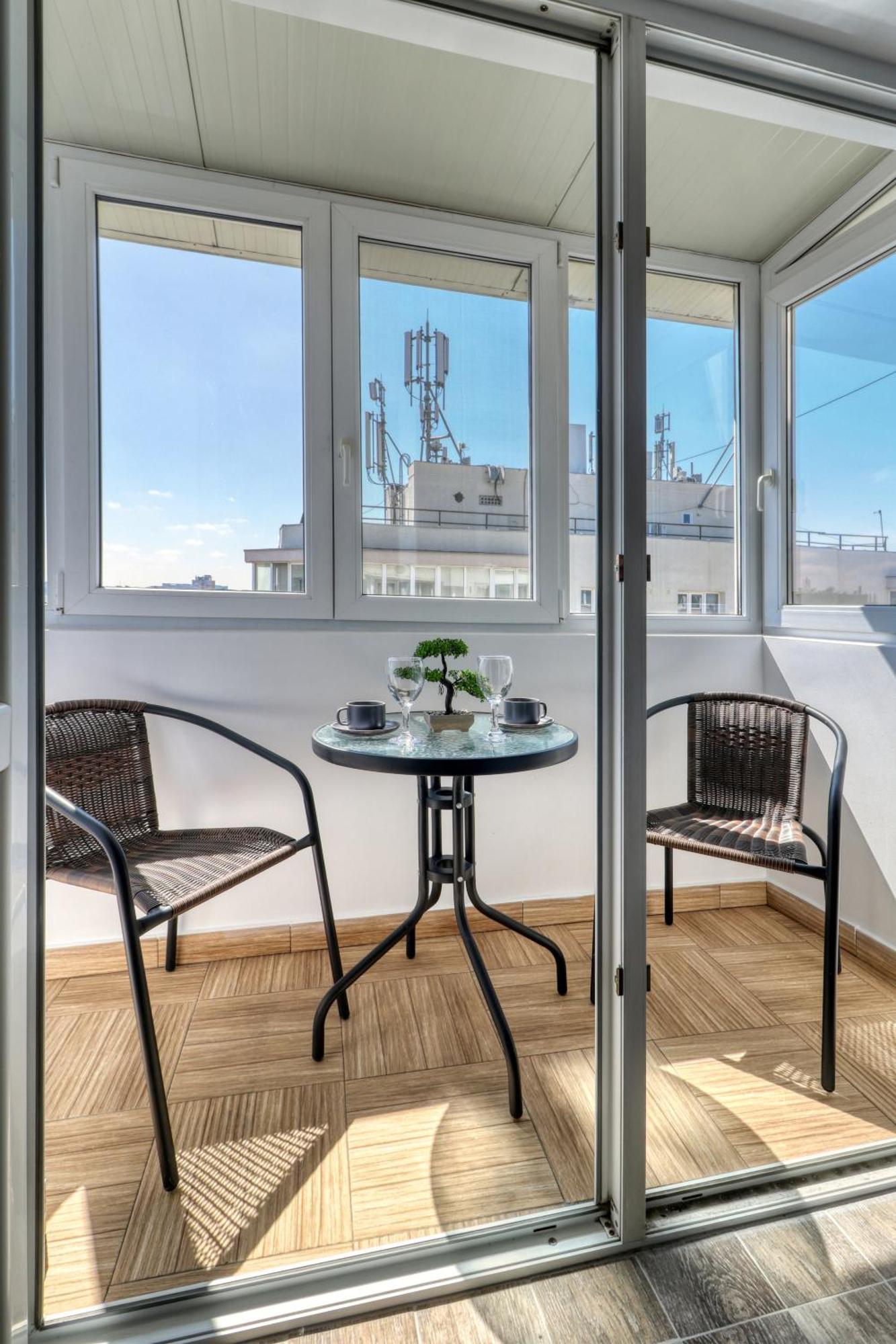 Rdi Elegance Apartment Downtown Bukarest Exteriör bild